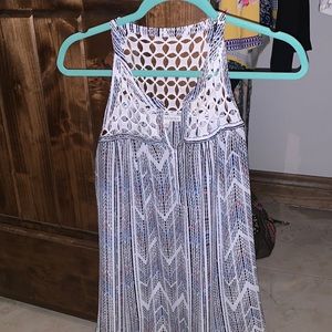 Sleeveless blouse